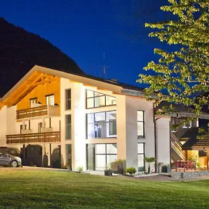 2* Hotel Les Moineaux